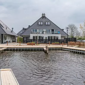 Bild von Ruim vakantiehuis met uitzicht op de haven - Belvilla by Oyo