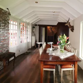 Bild von Uniek landhuis op een familielandgoed - Belvilla by Oyo