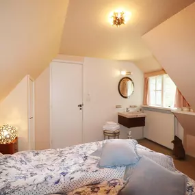Bild von Uniek landhuis op een familielandgoed - Belvilla by Oyo