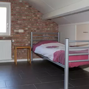 Bild von Ambachtelijk gebouwd huisje aan de kust van Baarland - Belvilla by Oyo