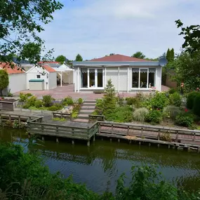 Bild von Zeer ruime bungalow woning op fijne plek - Belvilla by Oyo