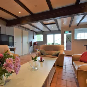 Bild von Rietgekapte vakantieboerderwij bij Leerdam met tuin en terras - Belvilla by Oyo