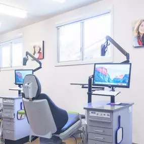 We value excellence at Signature Orthodontics. We make sure to use only the best in technology, techniques, and materials. Our certified, trained dental assistants take meticulous care in sterilizing our instruments with efficiency and the best in steam and heat technology. We have an on-site Planmeca digital Panoramic and Cephalometric x-ray machine and an iTero, the intra-oral digital scanner. This means everything you could possibly need to get your treatment started, is available in our offi