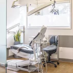 We value excellence at Signature Orthodontics. We make sure to use only the best in technology, techniques, and materials. Our certified, trained dental assistants take meticulous care in sterilizing our instruments with efficiency and the best in steam and heat technology. We have an on-site Planmeca digital Panoramic and Cephalometric x-ray machine and an iTero, the intra-oral digital scanner. This means everything you could possibly need to get your treatment started, is available in our offi