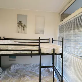 Bild von Zonnig appartement direct aan het Heegermeer - Belvilla by Oyo