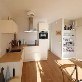 Bild von Zonnig appartement direct aan het Heegermeer - Belvilla by Oyo