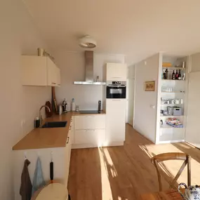Bild von Zonnig appartement direct aan het Heegermeer - Belvilla by Oyo