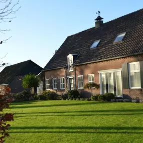 Bild von Geschakelde boerderij in Elsendorp met een recreatieschuur - Belvilla by Oyo