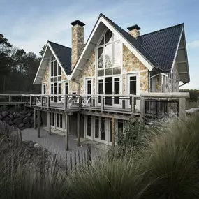 Bild von Luxe duinvilla in Noordwijk met zwemvijver - Belvilla by Oyo