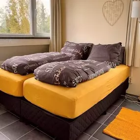Bild von Vakantiehuis aan het water met steiger - Belvilla by Oyo