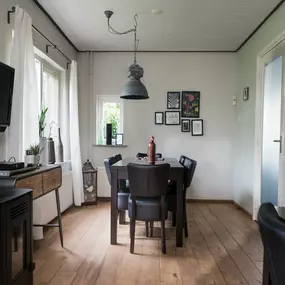 Bild von Vrijstaande sfeervolle woonboerderij met tuin - Belvilla by Oyo