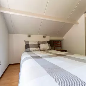 Bild von Rustig gelegen vakantiehuis met gedeeld zwembad - Belvilla by Oyo