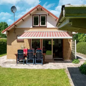 Bild von Rustig gelegen vakantiehuis met gedeeld zwembad - Belvilla by Oyo