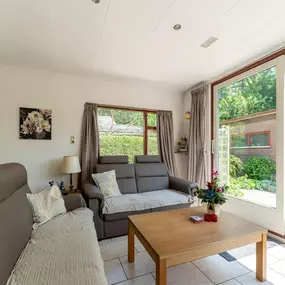 Bild von Rustig gelegen vakantiehuis met gedeeld zwembad - Belvilla by Oyo