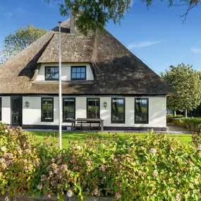 Bild von Ruime en duurzame woonboerderij in Heiloo met grote tuin - Belvilla by Oyo
