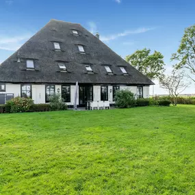 Bild von Ruime en duurzame woonboerderij in Heiloo met grote tuin - Belvilla by Oyo