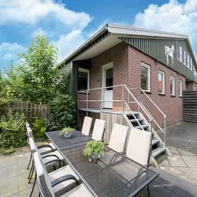 Bild von Vakantiehuis met uitzicht op manege - Belvilla by Oyo