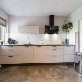 Bild von Vakantiehuis met uitzicht op manege - Belvilla by Oyo