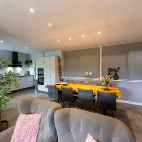 Bild von Vakantiehuis met uitzicht op manege - Belvilla by Oyo