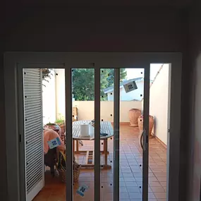 ALUMINIO_Y_REFORMAS_RR_Calafell_10.jpeg