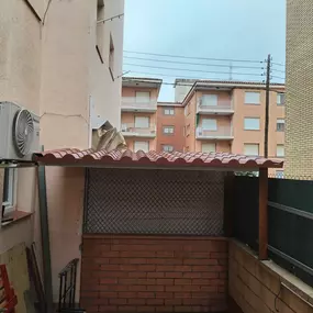 ALUMINIO_Y_REFORMAS_RR_Calafell_2.jpeg