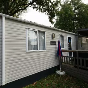 Bild von Comfortabel chalet met terras en tuin in Renesse - Belvilla by Oyo
