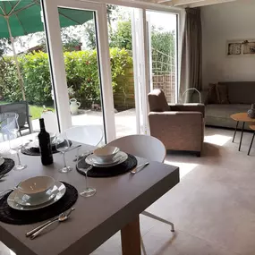 Bild von Stijlvol vakantiehuis aan zee - Belvilla by Oyo