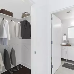 Walk in closet