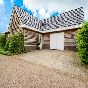 Bild von Vrijstaande vakantievilla in Vroomshoop met terras - Belvilla by Oyo