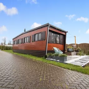 Bild von Landelijk chalet in Brouwershaven met een barbecue - Belvilla by Oyo