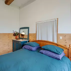 Bild von Karakteristieke kophalsboerderij met roeiboot - Belvilla by Oyo