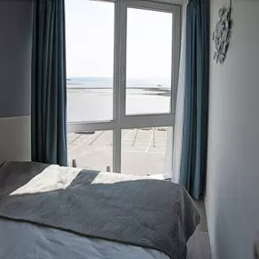 Bild von Stijlvol appartement met zeezicht - Belvilla by Oyo