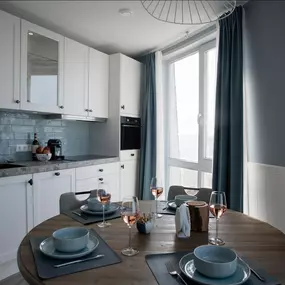 Bild von Stijlvol appartement met zeezicht - Belvilla by Oyo