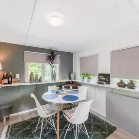 Bild von Heerlijk Houten Chalet in het Twentse met tuin - Belvilla by Oyo