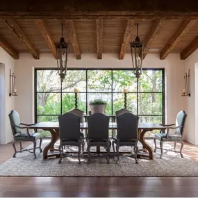 Incorporate your dining space with the outdoors with a leading interior designer in Houston.