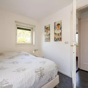 Bild von Leuk vakantiehuis in Baarland met een terras - Belvilla by Oyo