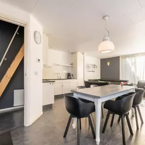 Bild von Leuk vakantiehuis in Baarland met een terras - Belvilla by Oyo