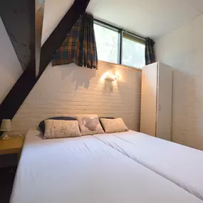 Bild von Leuk vakantiehuis in de natuur op rustig en klein park - Belvilla by Oyo