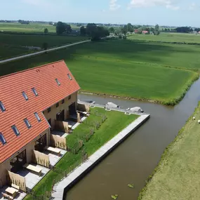 Bild von Fijne Friese familievilla aan het water - Belvilla by Oyo