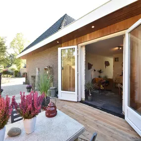 Bild von Retro-stijl vakantiehuis nabij Veerse meer - Belvilla by Oyo