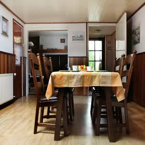 Bild von Landelijk vakantiehuis in Ulicoten met een terras - Belvilla by Oyo