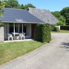 Bild von Kindvriendelijk appartement op boerderij met tuin - Belvilla by Oyo