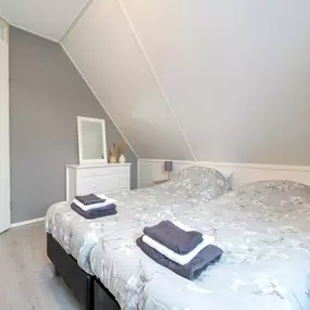 Bild von Aangenaam vakantiehuis in Zeewolde met gedeeld zwembad - Belvilla by Oyo