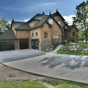corner canyon php facility front view