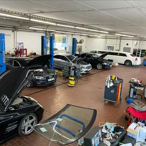 Bild von Automobil Agent