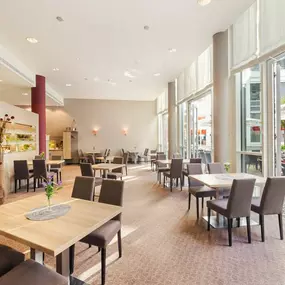 Breakfast room
