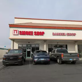 Bild von CoinFlip Bitcoin ATM - J's Smoke and Tattoos (North Las Vegas)