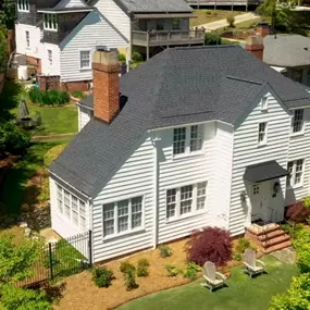 Bild von Capstone Roofing