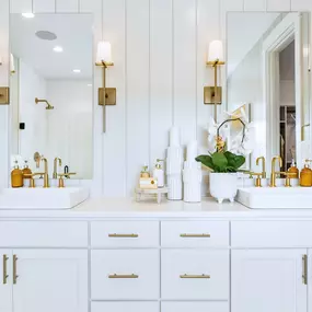 Elegant primary bathrooms with personalized fixtures and finishes