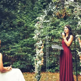 Bild von Lena Gerlach Hochzeitssängerin & Traurednerin